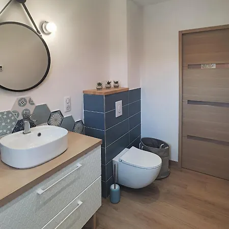 Lovely In With Wifi Holiday home
