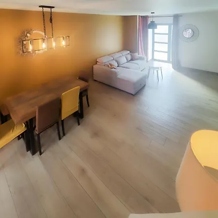 بيت للعطل Lovely In With Wifi Cébazan